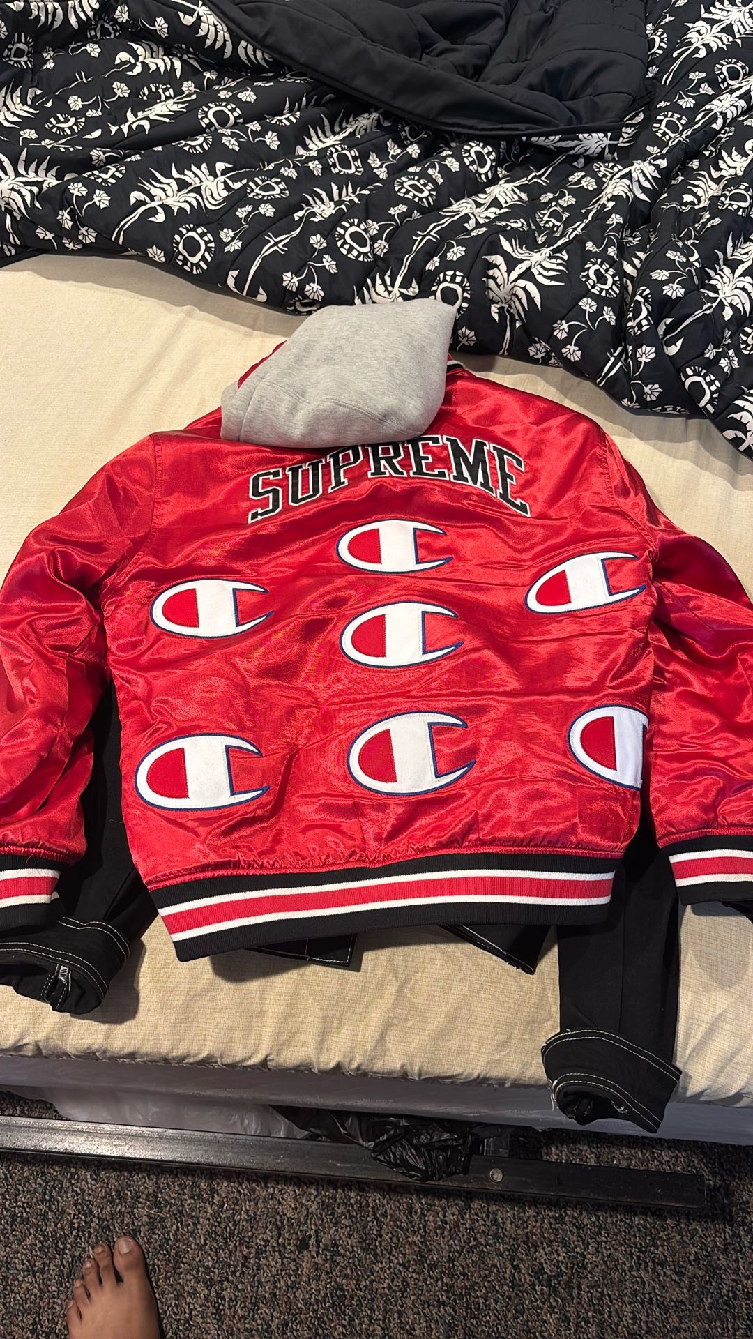 supreme X Champion light jacket