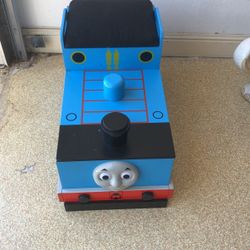 Thomas the Train Wooden Toy Box And Bench