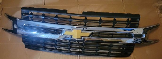 2019 2020 2021 2022 Chevrolet Silverado 1500 LT Chrome Grille w/Emblem OEM
