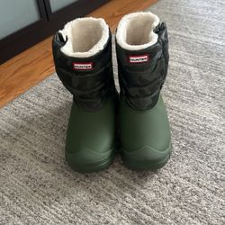 Hunter Boots /rain/snow /size 4M