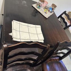 Dining Table Best Offer 