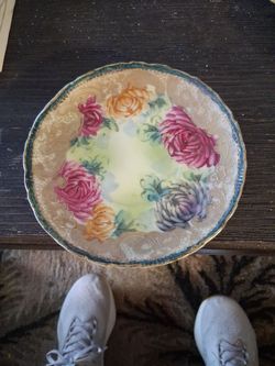 Title:
Set of 4 Vintage Hand-Painted Floral Porcelain Saucers / Small Plates