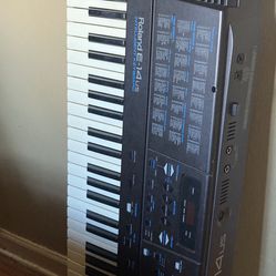 Roland E-14 US Intelligent Keyboard 