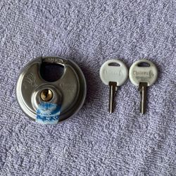 Chateau Hardened Stainless Steel Lock With Two Keys