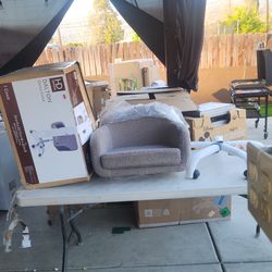 Riverbay Furniture Metal Upholstered Office Chair in Gray