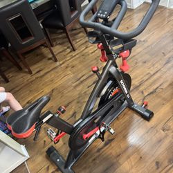 Schwinn Fitness IC 4 Indoor Cycling Bike Series