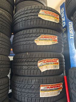 225 45 18 Arroyo Tires Con 50,000 millas de Garantía