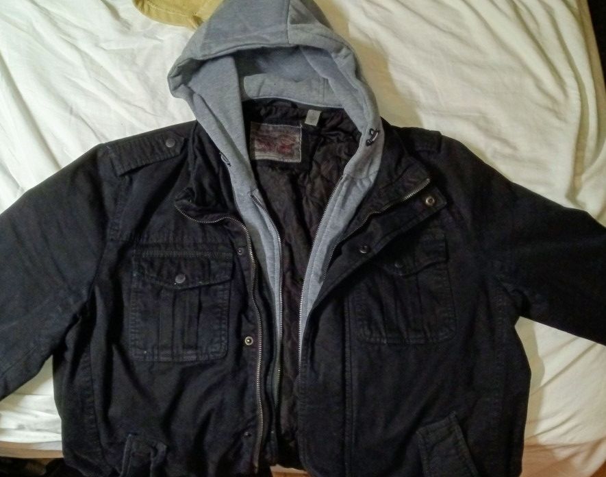 Authentic Washed Cotton Faux Shearling Lined Hooded Military Jacket LEVI'S  for Sale in Tulsa, OK - OfferUp