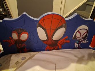 Spiderman toddler bed with mattress