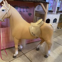 AMERICAN GIRL SIZE BARN & HORSE - See My Other Items 😃
