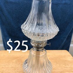 VINTAGE HEAVY CRYSTAL OIL LAMP CHECK OUT MY PROFILE FOR MORE GREAT ITEMS 