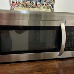 LG microwave 