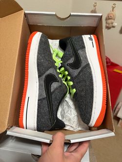 Size 5.5Y or 6Y - Nike Air Force 1 LV8 GS Halloween Black Ghost Green