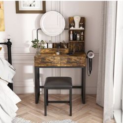 Makeup Vanity Table with Round LED Mirror