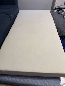 Twin mattresses