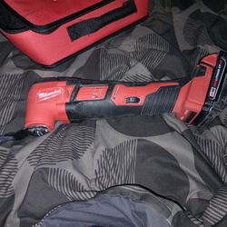 Milwaukee Oscillating Tool