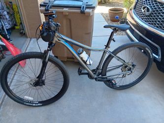 Cannondale 29 In Bike Mountain Bike