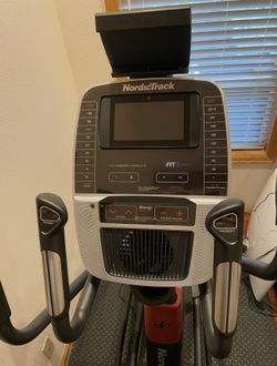 NordicTrack elliptical machine Elite 13.1