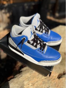 Jordan 3 Blue royals