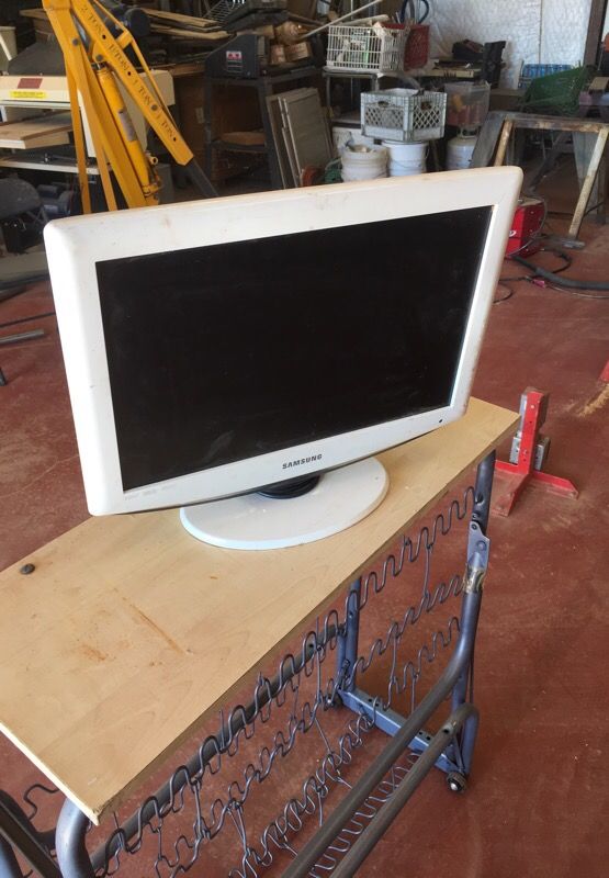 16” Samsung tv no remote