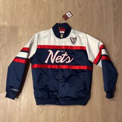 Size Large - Mitchell And Ness Authentic Vintage Premium NBA New Jersey Nets Coach Jacket Sweater Nylon - Sports Apparel 