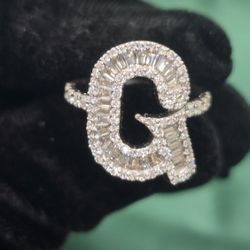 INTIAL "G" VVS D MOISSANITE SILVERAND 925 STERLING SILVER