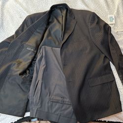 Perry Ellis Portfolio Suit Size 44R