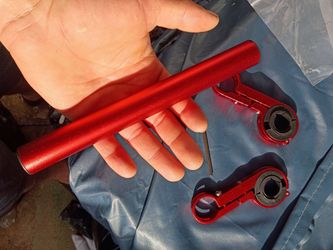 aluminum alloy bike handlebar extender. Super handy for adding extra accessories like lights, phone holder,