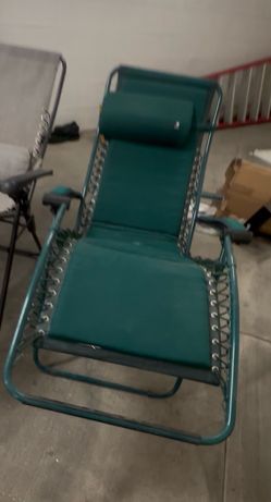 2 Patio chairs