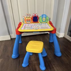 Touch & Learn Activity Desk™ Deluxe