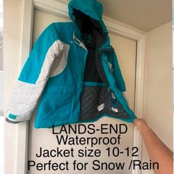 Lands End Waterproof Kids JACKET GREAT FOR SNOW TOO  SIZE 10/12.        15$ 
