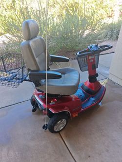 3 wheel Celebrity X  scooter handicap