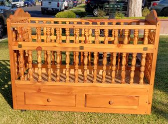 Solid Pine Crib/Toddler Bed