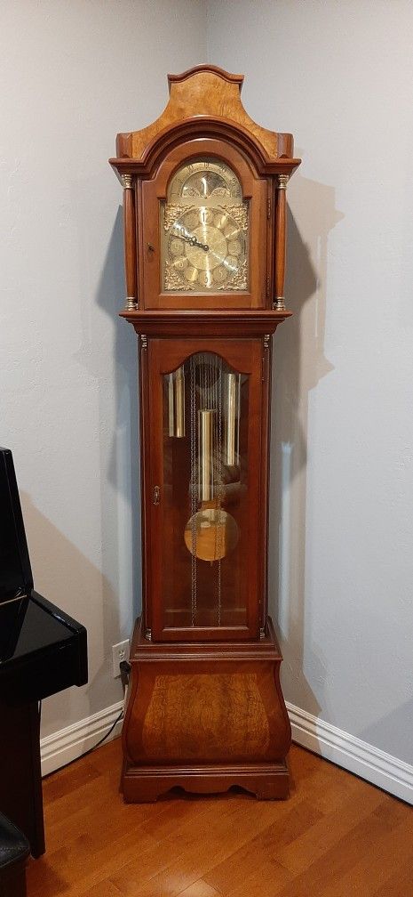 Ridgeway Grandfather Clock