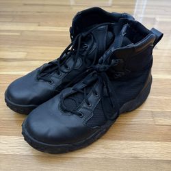 Danner Scorch 6” Side Zip Tactical Boots Size: 11.5