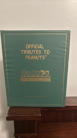 Tribute to Peanuts Collection
