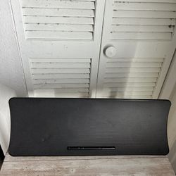 Curve Bluetooth speaker 