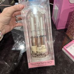 Hello Kitty Makeup Brush Set