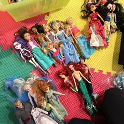 Barbie/Disney Dolls