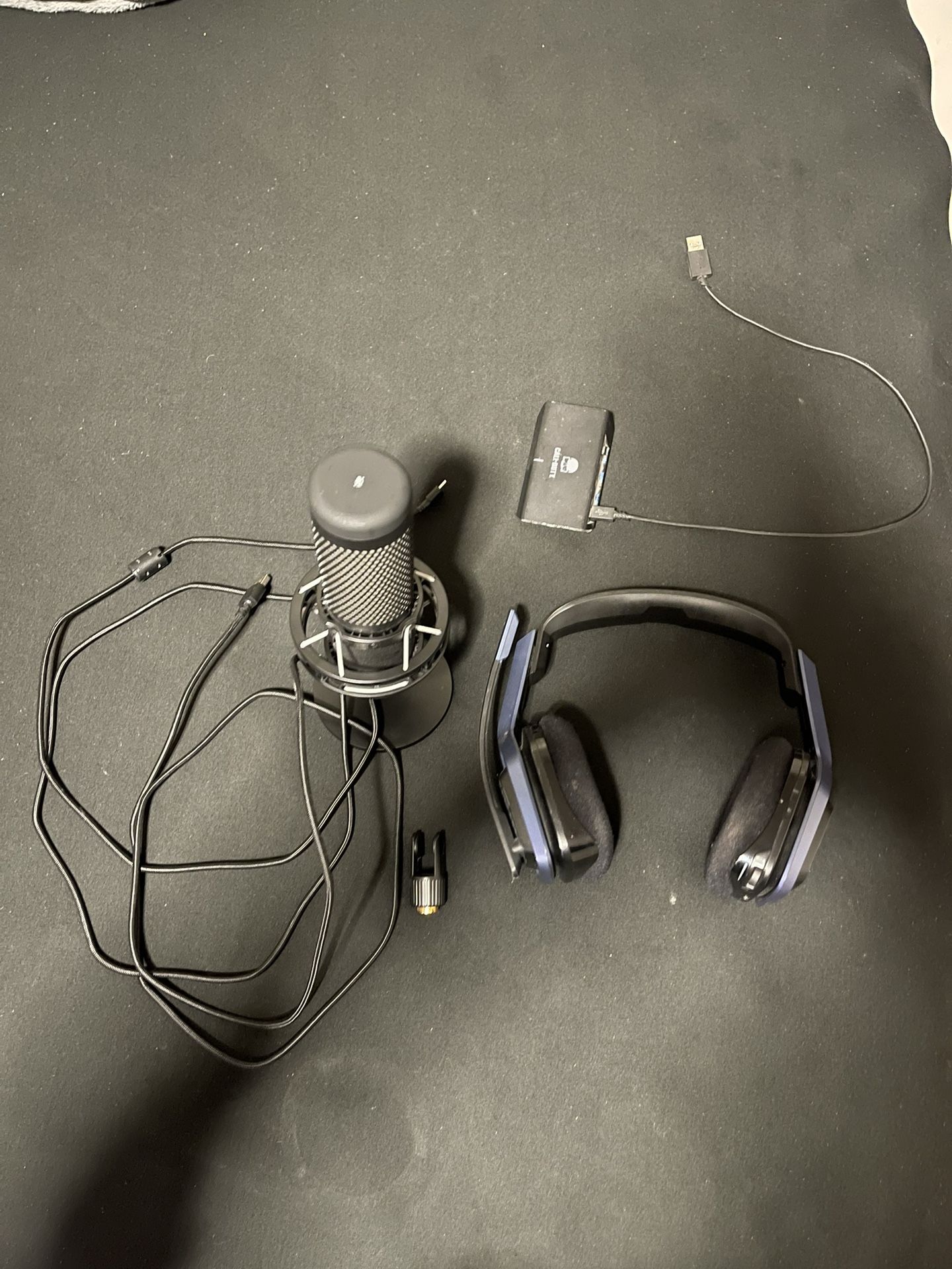 HyperX QuadCast And Astro 20 Gaming Headphones