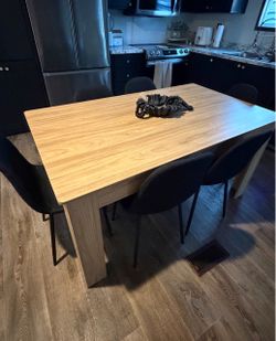 Dining table with chairs