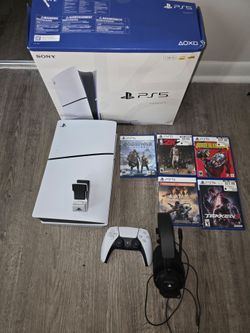 Ps5 for sale you get 5 games with  it and controlla
