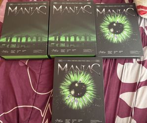 Stray Kids Maniac Dvd and Blurays