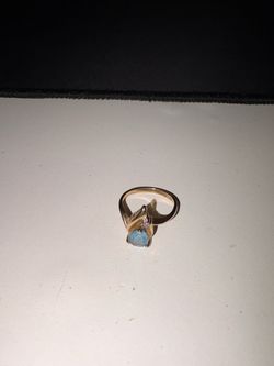 10K gold ring with blue stone