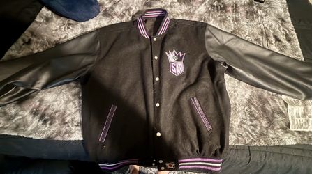 Vintage JH Sacramento Kings reversible letterman
