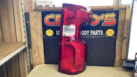 19 25 Chevy Silverado 1500 RH Tail Light LED OEM.