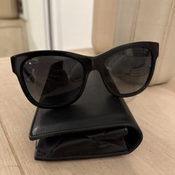 Authentic Chanel sunglasses 
