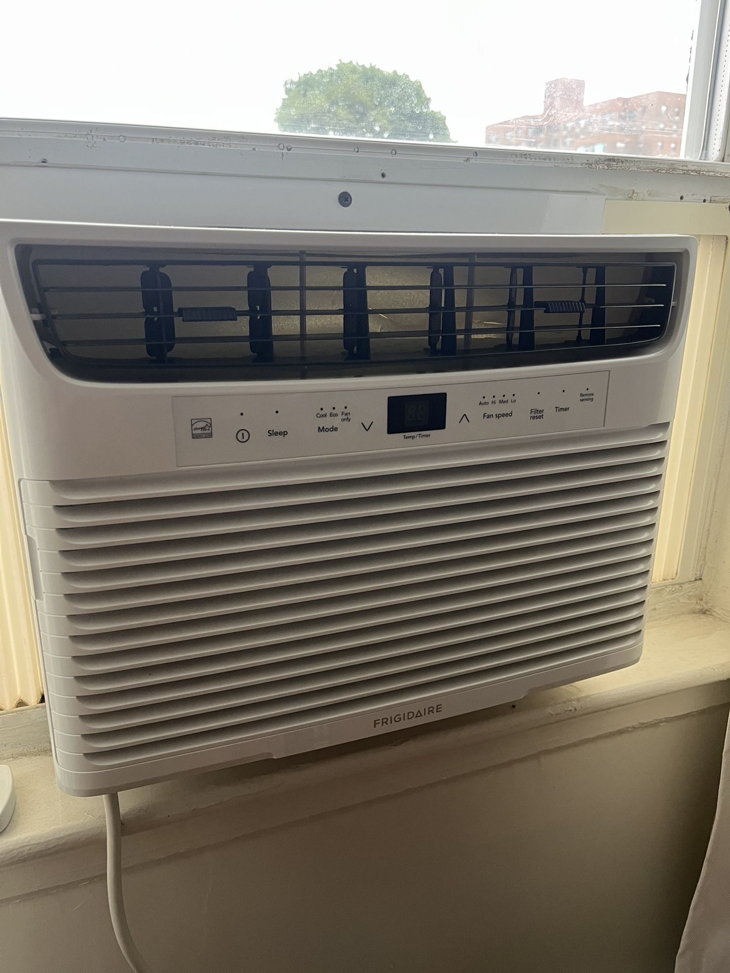 Frigidaire 8,000 BTU Window AC with window mount & remote control