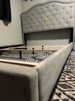 Queen Upholstered Bed Frame w/ Tufted Headboard & Footboard