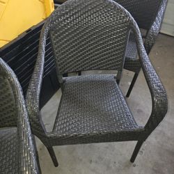 Set of 4 Patio Chairs
